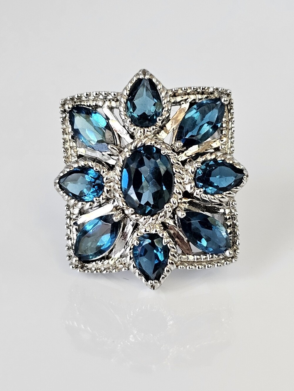 Genuine 5.75 Carat London Blue Topaz Ring Sterling Silver Size 7!